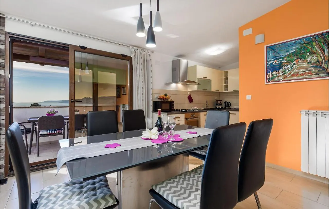Gorgeous Apartment In Rijeka With Kitchen