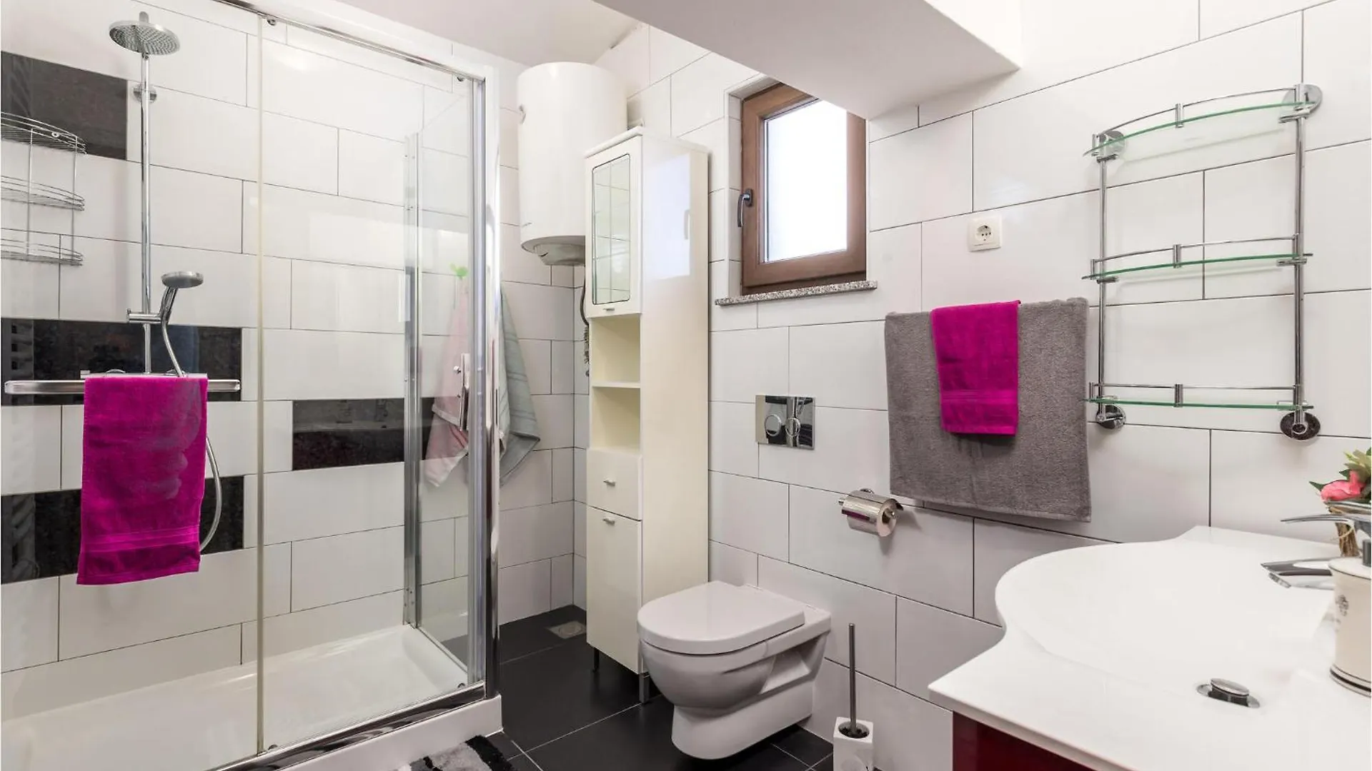 Gorgeous Apartment In Rijeka With Kitchen