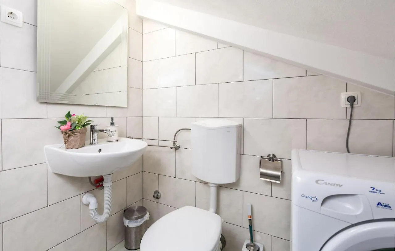 Gorgeous Apartment In Rijeka With Kitchen