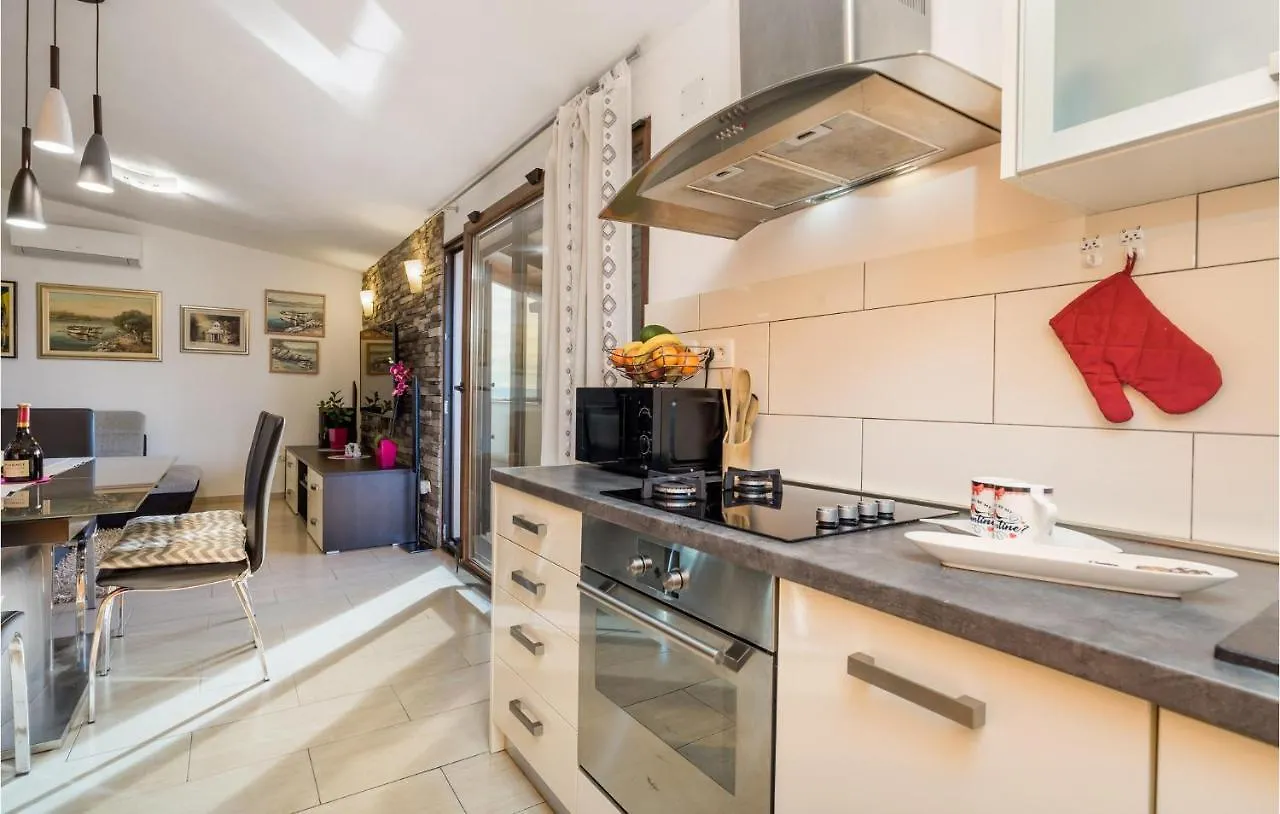Gorgeous Apartment In Rijeka With Kitchen